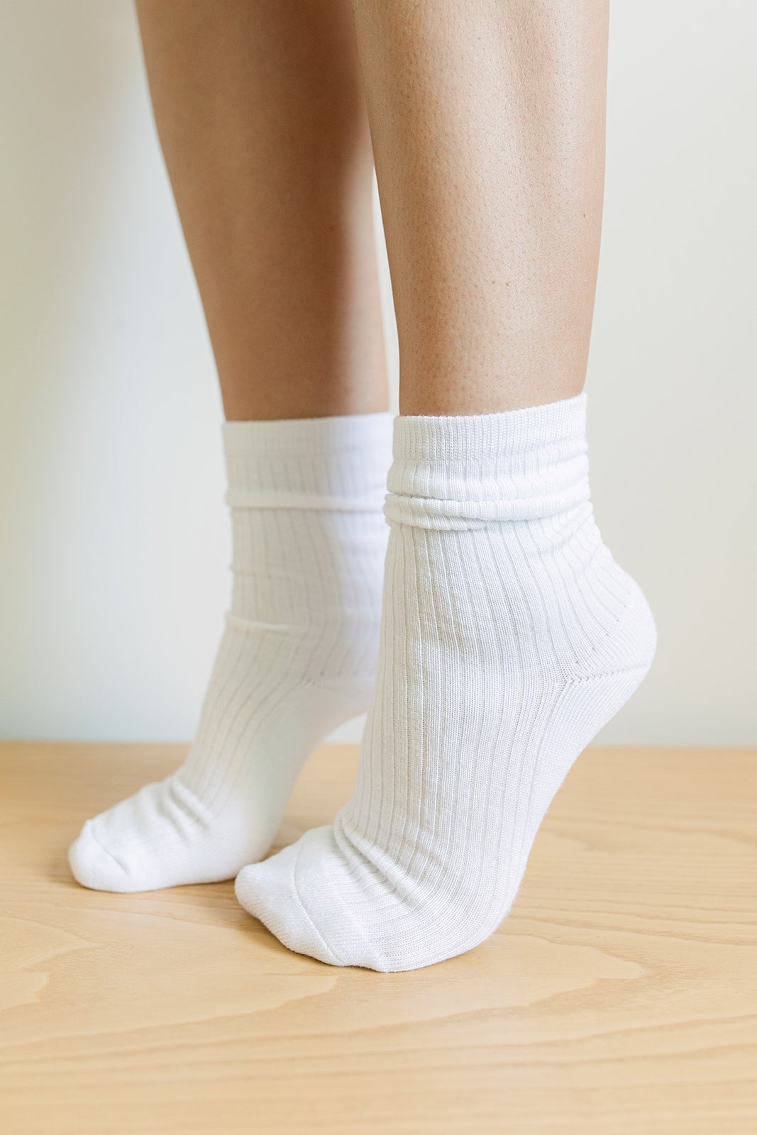 soeur tokyo WoF Gather Socks / White 白 soeur tokyo WoF Gather Socks / White 白 soeur tokyo WoF Gather